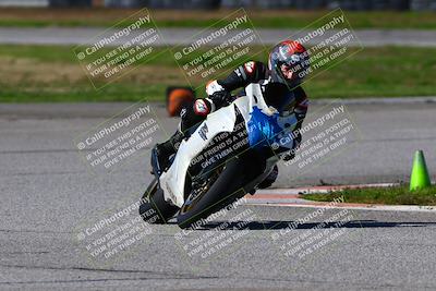 media/Jan-21-2023-Fastrack Riders (Sat) [[fcf3f88a30]]/Level 2/Session 4 Turn 6-Mountian Shot/